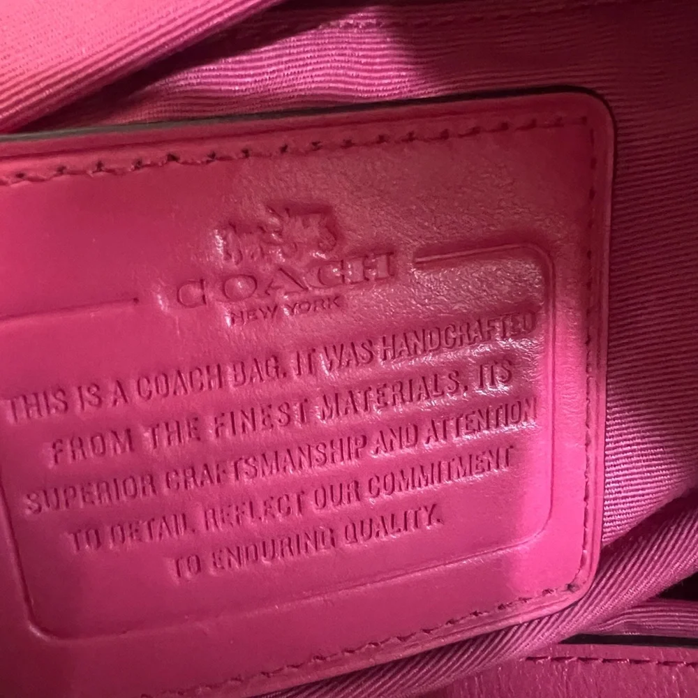 Coach Carlyle‎ Hot Pink Leather Shoulder Tote Handbag Rare casual work travel